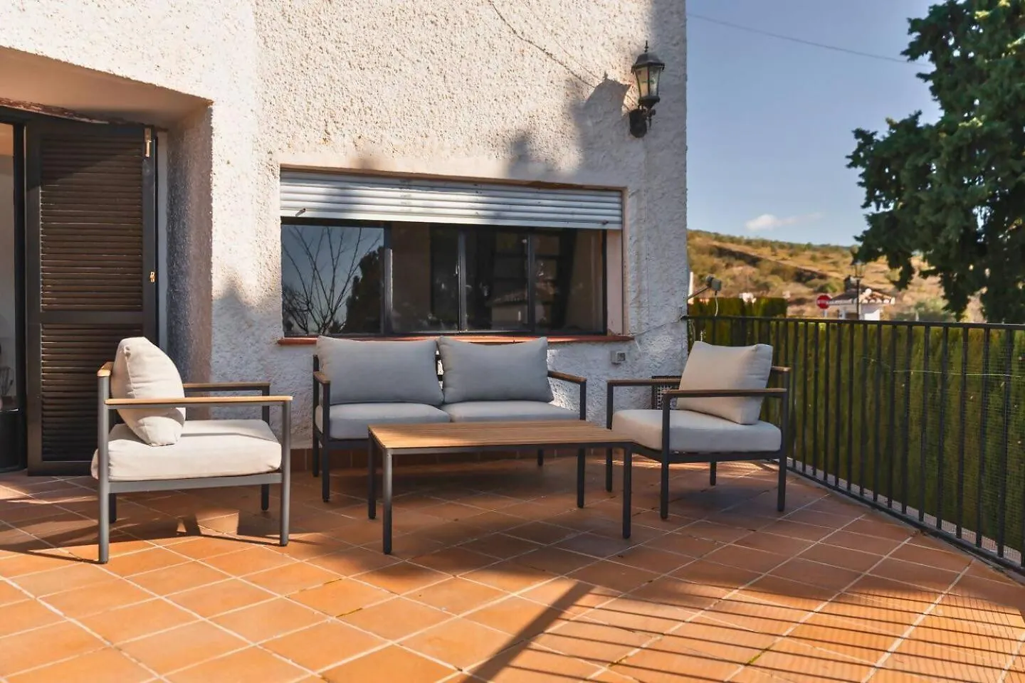 Madmes House Alfacar Villa 0*,